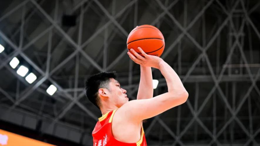 两战砍46分20板！国手内线展现招牌杀手锏，已成常规赛MVP大热？