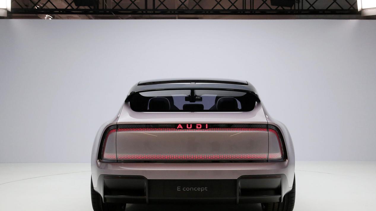 3.6秒破百 AUDI E量产版将于上海车展首发 续航700km
