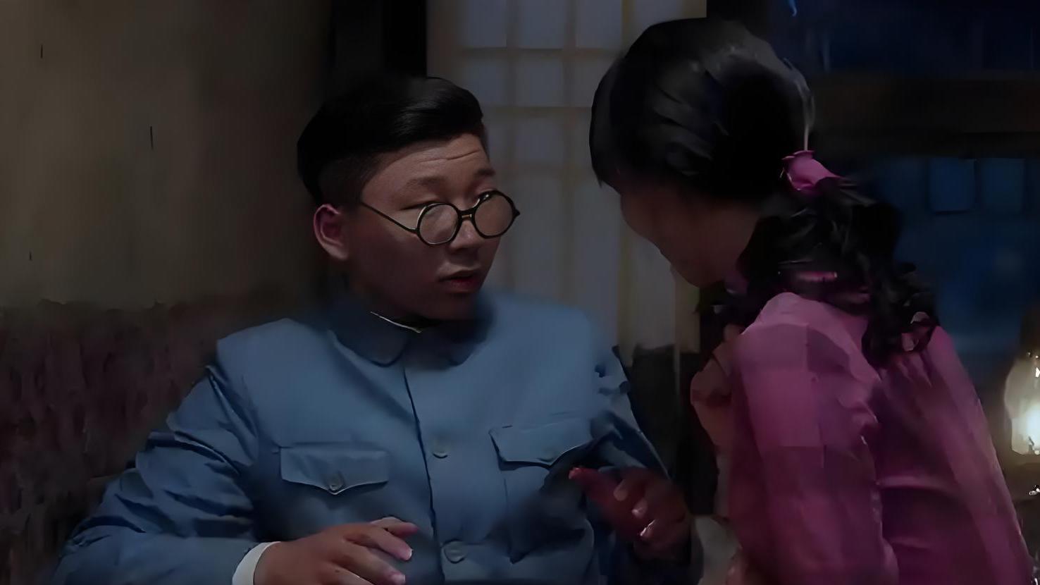 剧中“睡服”铜匠，剧外挖闺蜜墙角，无数男人拜倒在她的石榴裙下