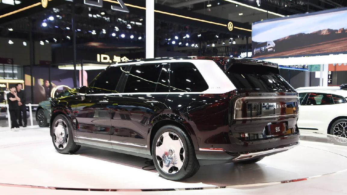 就只是长得像劳斯莱斯吗？“杭州湾库里南”有啥真本事