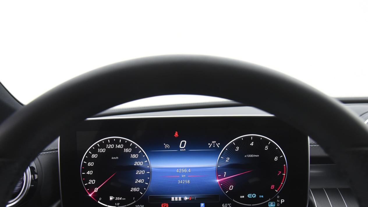 2022款奔驰C260L皓夜，24万体验豪华轿车的魅力