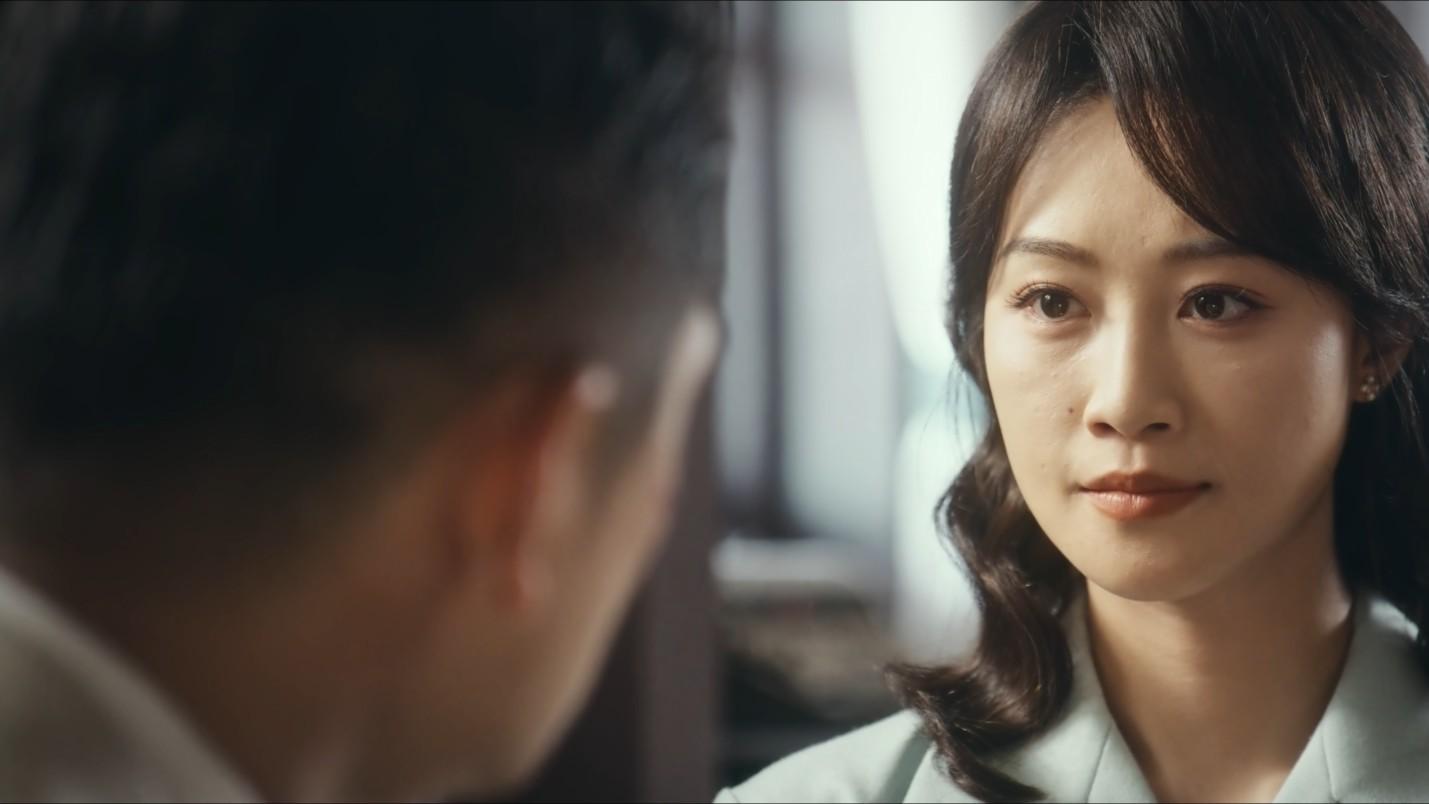 任嘉伦主演《风与潮》第18集乔音婉目睹哥哥牺牲