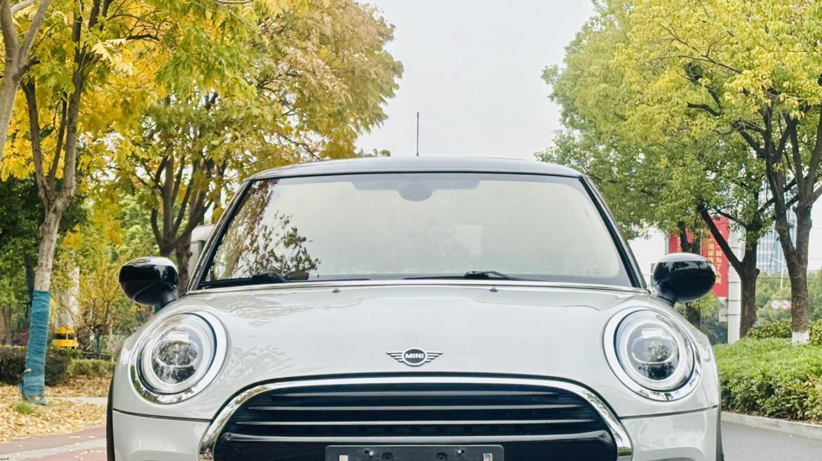 4万公里MINI COOPER，精致女孩的代步“小玩具”