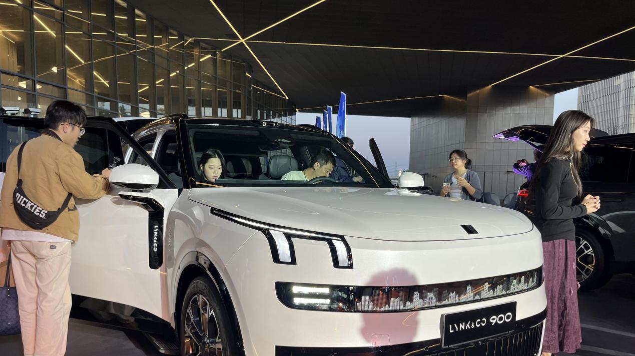 领克900限时售28.99万起，买理想L9、问界M9，还是它？