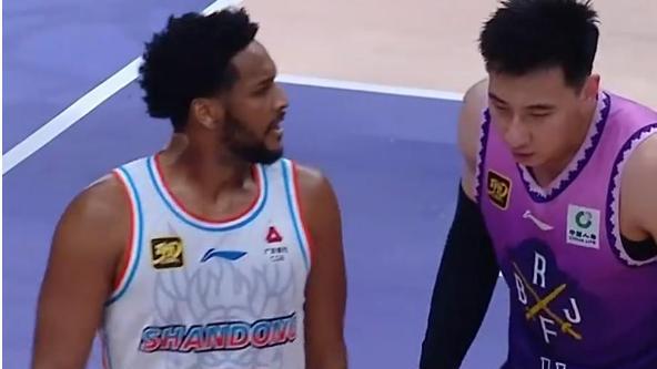 随着北控惜败山东，新疆大胜！CBA最新积分榜如下，3-9名只差2分