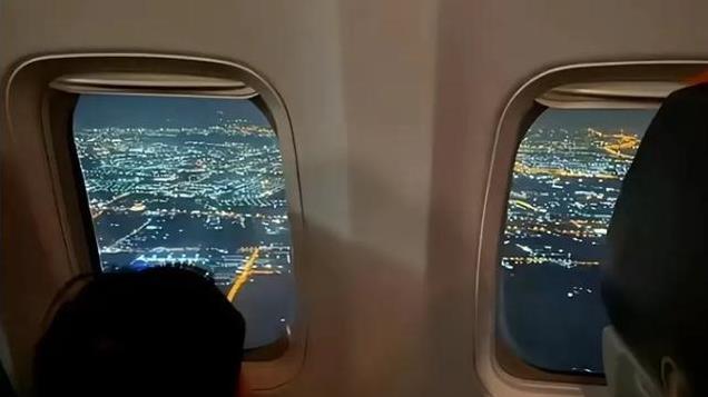 韩国3岁男童机窗留最后画面，与父母殒命空难，温馨旅行致命之旅
