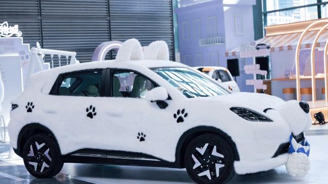 宠物出行好搭档！缤果家族亮相深圳宠物展