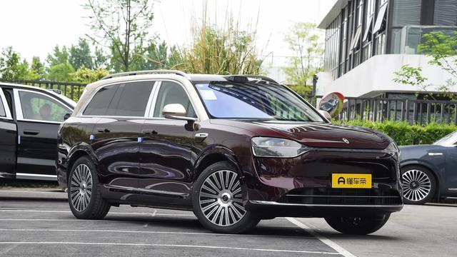 2025中大型SUV质量榜单出炉，仅35款车型达标，问界M9与途昂跻身前五