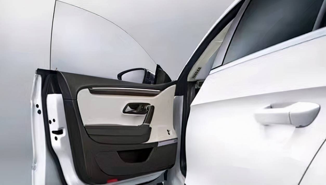无框车门究竟好不好？来看看它的优缺点