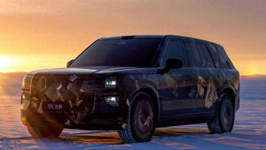 吉利造了一辆硬派越野！长得像库里南，迈巴赫同款设计，超级混动
