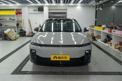 零跑B01激光雷达版，配辅助驾驶，续航650km，值得一看？