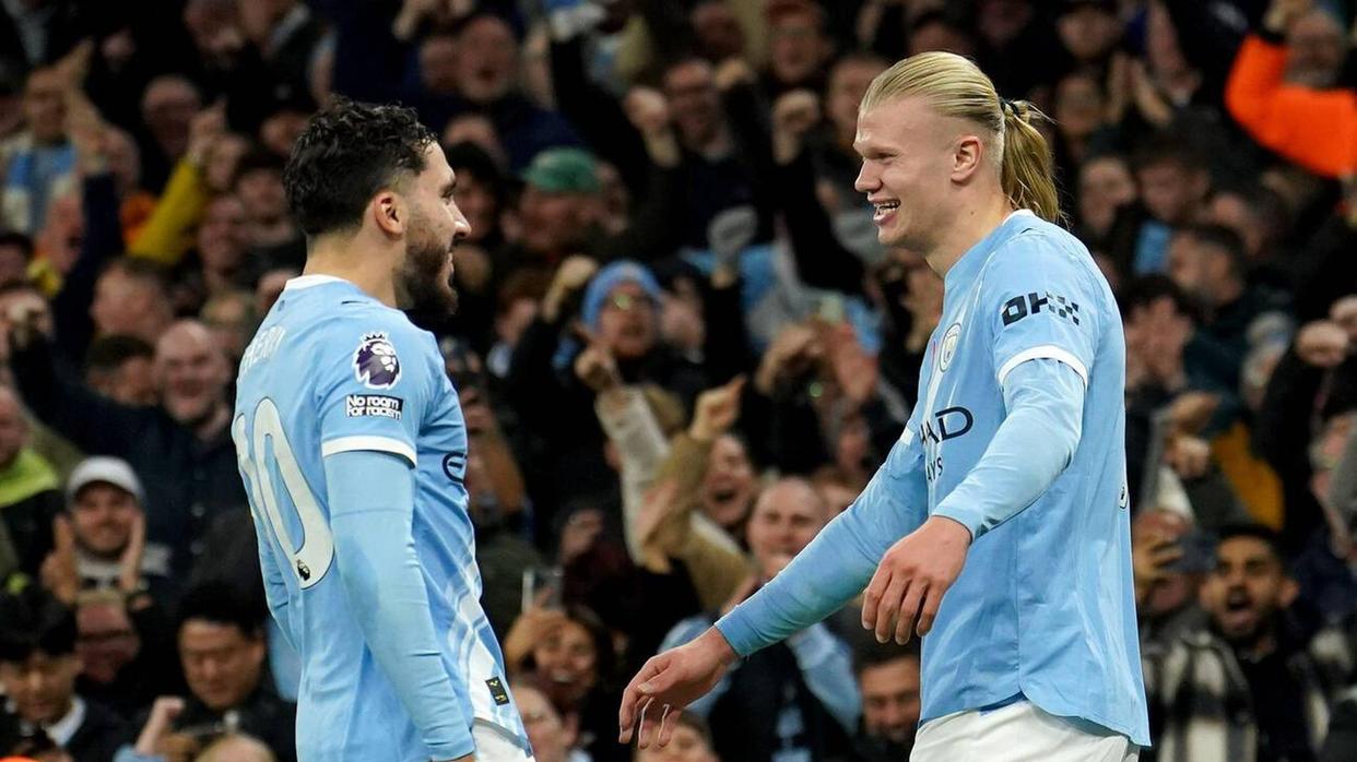 3-1！哈兰德梅开二度，10战轰13球比肩姆巴佩，曼城完胜黑马