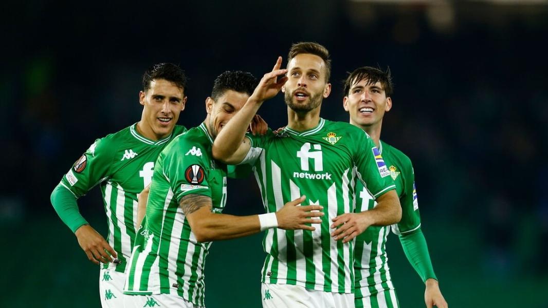 11.6足球推荐内附个人全天比赛解析扫盘预测！