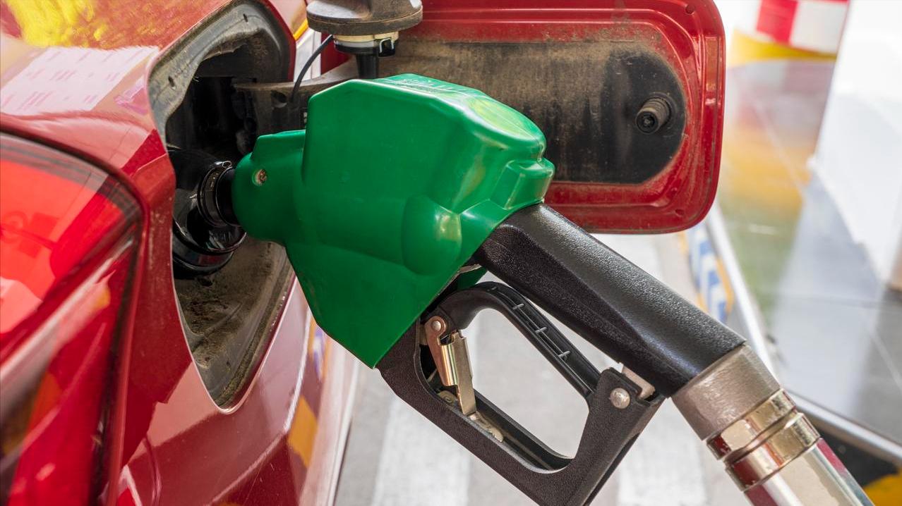 9月8日【油价下跌】一夜雪崩，全国92, 95号汽油涨幅“3连降”，大降40元/吨，2025年汽柴油