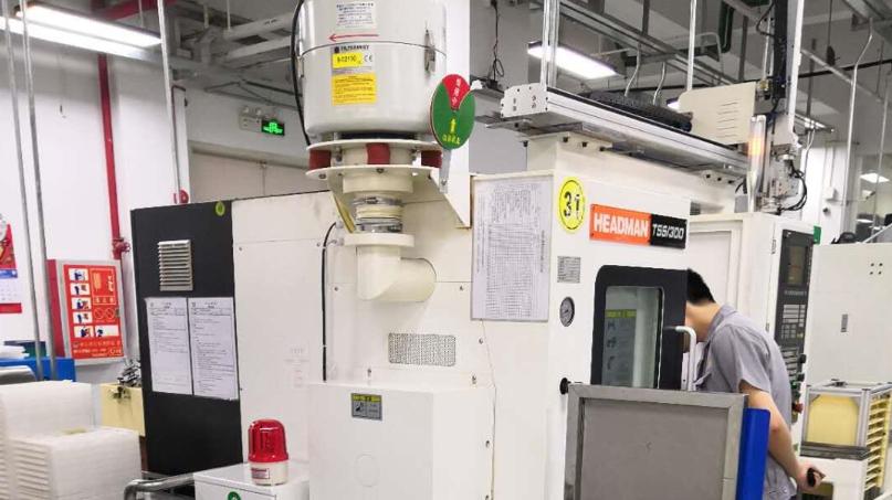 应对钛钾钠镁等 D 类金属火灾：具体灭火方法、关键防护要点