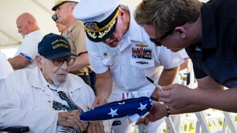 珍珠港事件最后一位幸存者老兵艾拉・沙布逝世，享年105 岁