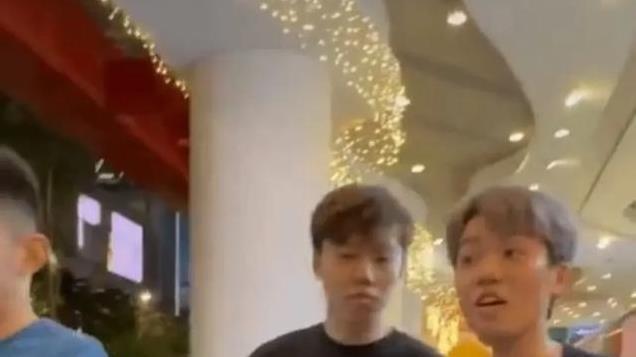 林昀儒打卡新加坡美食，港队的新加坡游记，祝王曼昱生日快乐