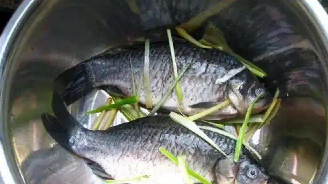 煎鱼时，先不要着急下锅！多加2个步骤，不粘锅不破皮，特实用