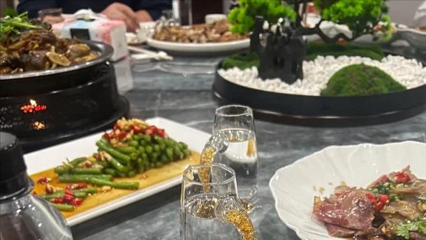 ."儿媳妇为什么不敢在家上厕所？"揭开一个农村女孩的隐秘伤痛