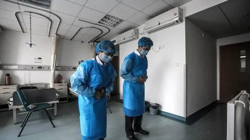 外卖小哥芦寒离世：外卖骑手不该是高危职业！