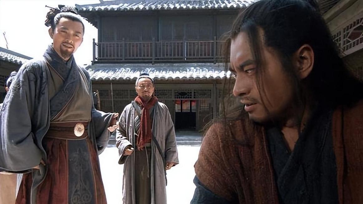 武松断臂出家后，只有一人去看望他，可此人曾经却最瞧不上武松