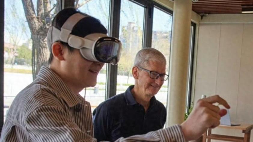 苹果CEO蒂姆·库克可能将于明年卸任，继任者人选曝光