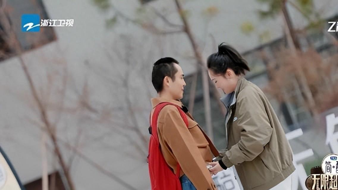 王星回应是否会与嘉嘉结婚