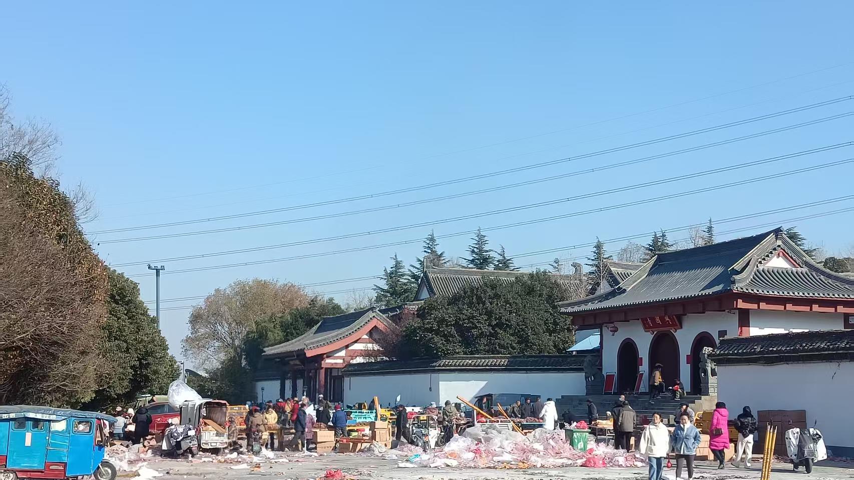 桃”代“孝”之殇：千年孝妇祠在喧闹庙会中黯然失语