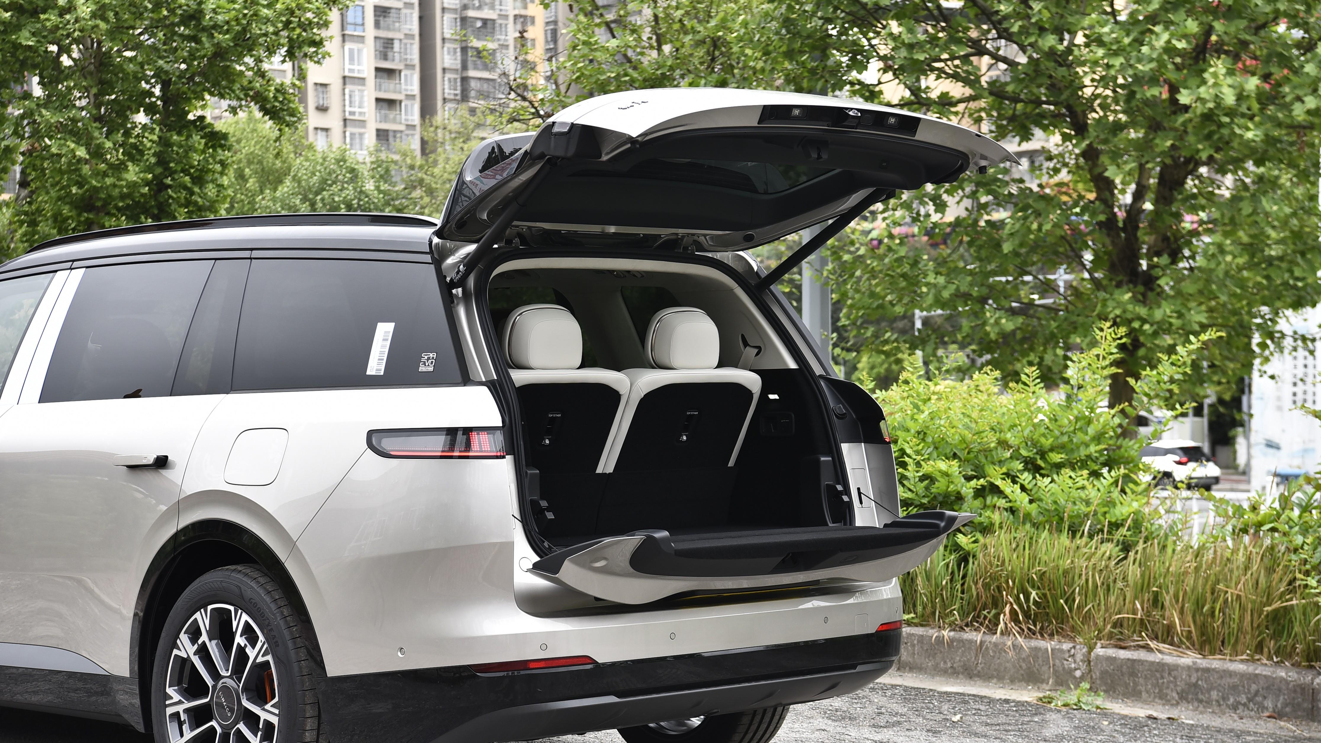 领克900：豪华SUV新势力，真香还是劝退？值得深思