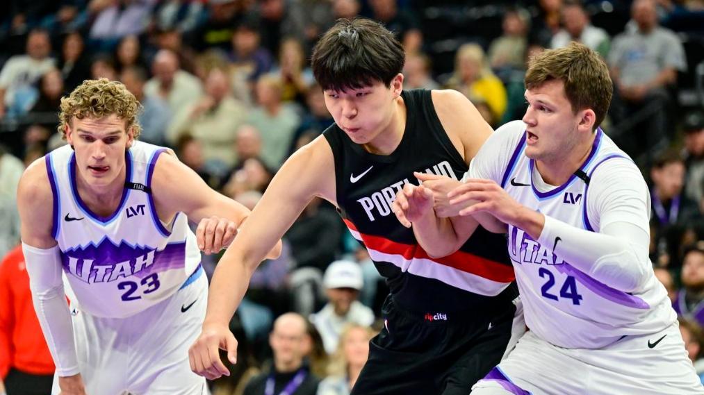 杨瀚森进入开拓者揭幕战大名单！首秀就要对阵NBA顶级内线群