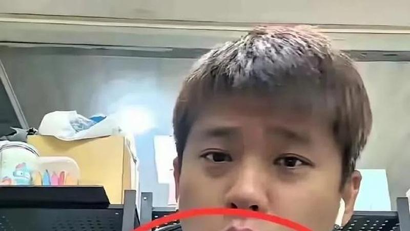 曝两个孩子未参加葬礼；小s穿恨天高送行；s妈深夜开撕她”！