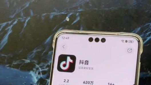 探索鸿蒙5.1加持的华为Pura 80系列：为何能成为生活中的得力助手