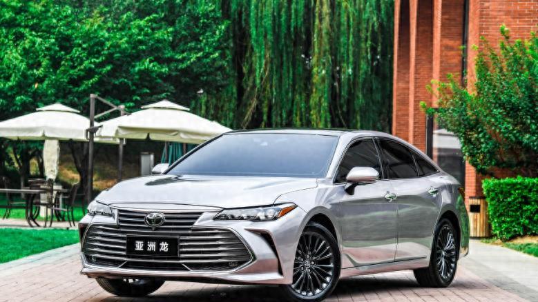 亚洲龙安全配置解读：不仅标配10安全气囊 更有丰田智行安全套装