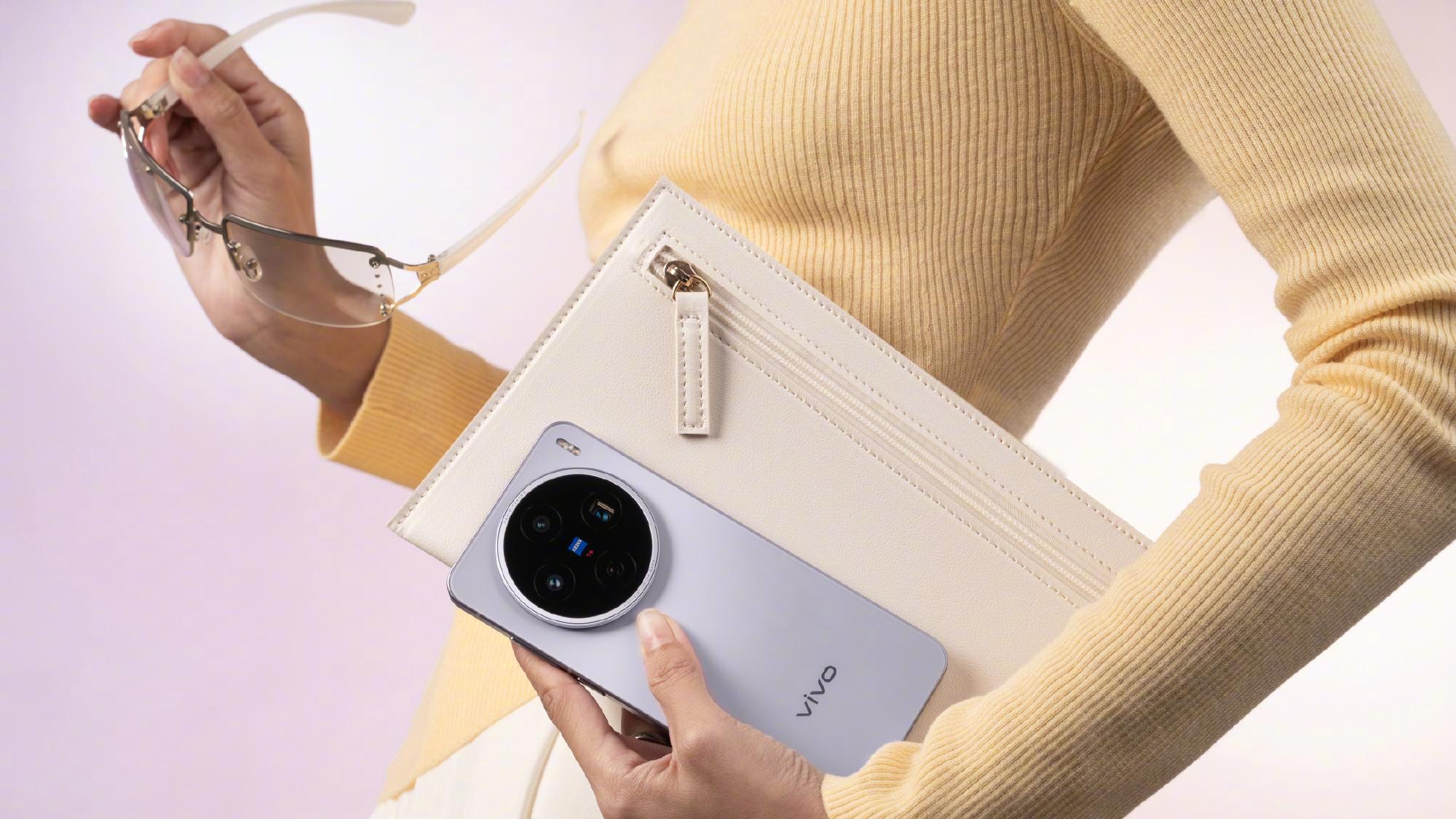 直屏新巅峰！又好看又能打的vivo X200s 重新定义旗舰体验