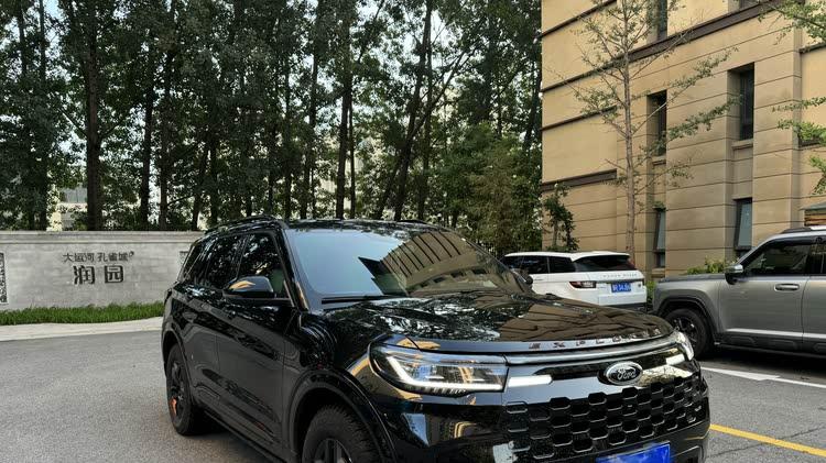40万的大型SUV，我只推荐探险者