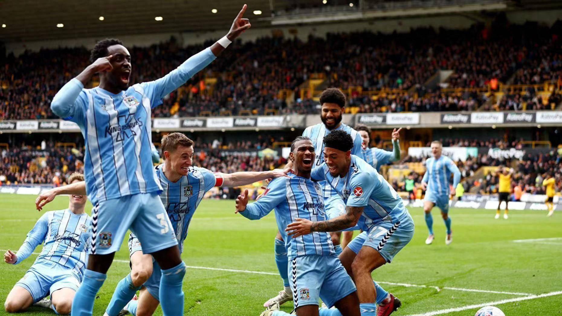 雷克斯汉姆VS考文垂：逆袭生死战