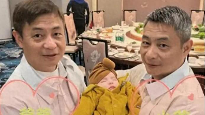 和李琳丁克13年，李大双却反悔了？51岁另娶他人生下儿子