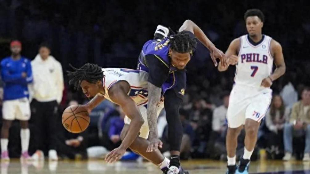 湖人一签一裁激活阵容 古德温转正锁定季后赛 雷迪什离队开启新篇章