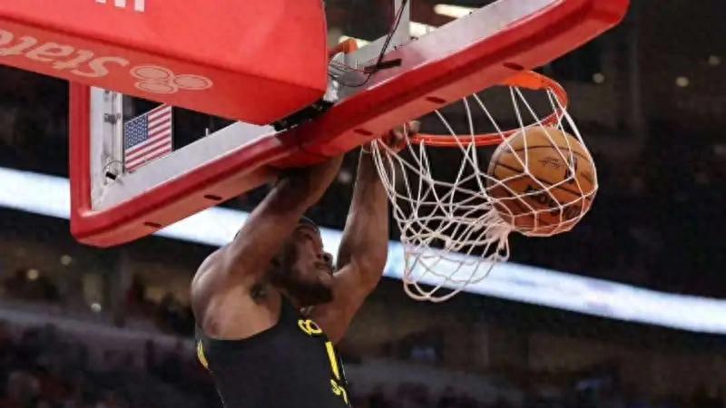 桑巴舞者吉米！巴特勒勇士首秀上脚巴西配色李宁JB3