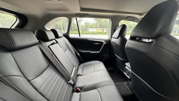 14万丰田SUV亮相，家用首选，空间与油耗表现如何