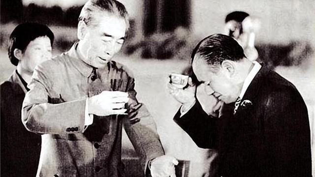 1972年，毛主席放弃日本战争赔偿，事后周总理解释才知毛主席高明