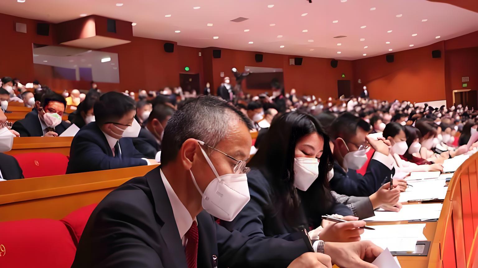 两会政策“组合拳”，为经济高质量发展注入强劲动力！