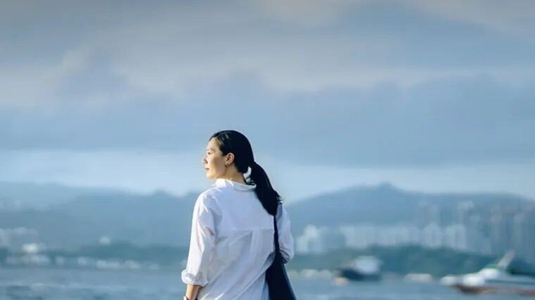 现在好多人凑一万块都费劲，咋还觉得一百万不算啥大钱呢？