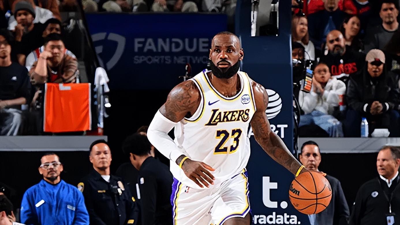 空砍36+4+3！我追不上老詹，哈登赛后表态