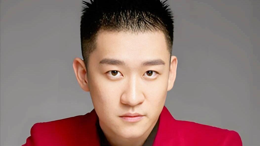 郭德纲被约谈，粉丝为他辩护！去听曹云金6000字作文，会有新发现