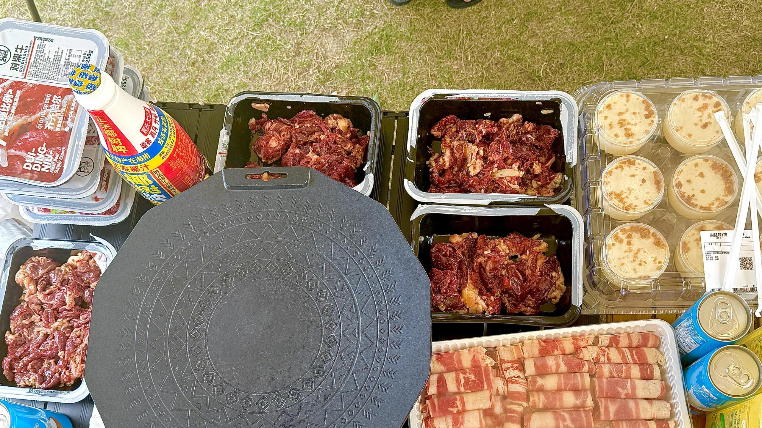 今天来湖边野炊