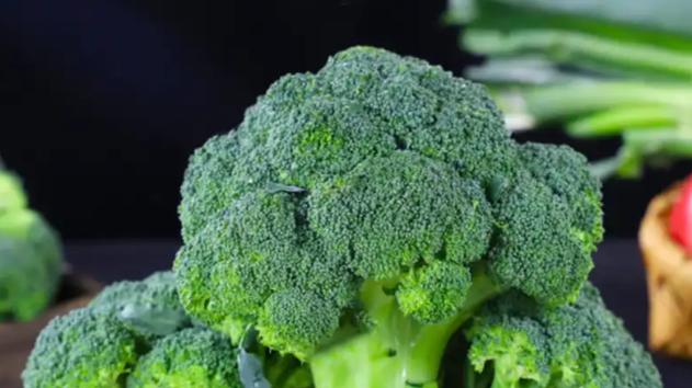 不用削皮也安心！蛋壳果蔬净选购指南，这 4 款厨房必备