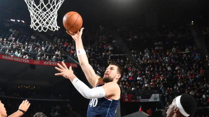 惨遭17分逆转不敌残阵老鹰5连败，快船俯冲争庄园？