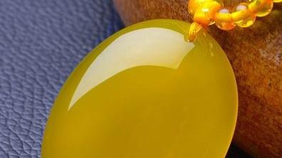 水命多金缺土怎么办？这些饰品帮你补土增运