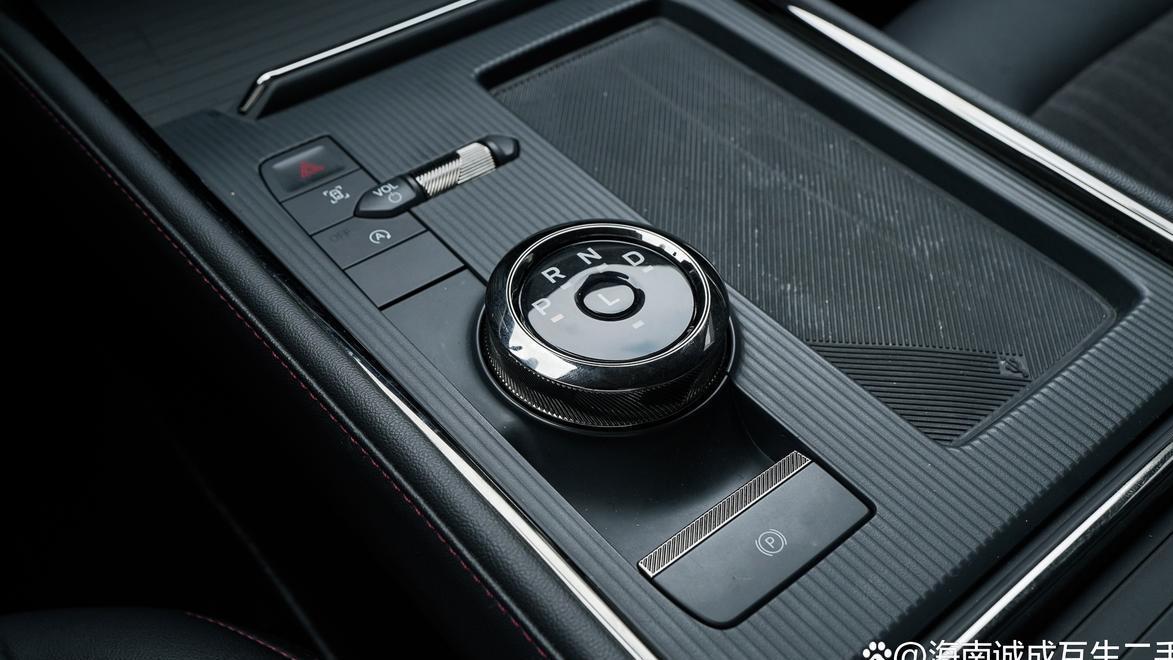 蒙迪欧EcoBoost245豪华型，高颜值运动B级车，动力与性价比兼具之选
